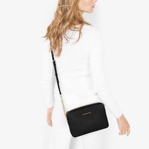 *BNWT* MICHAEL MICHAEL KORS CROSSBODY PURSE